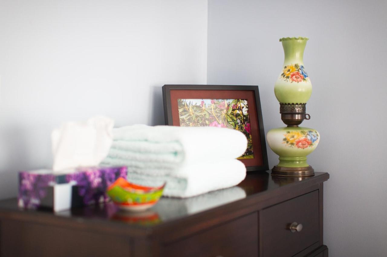 Abbie'S Garden Bed & Breakfast Grand Bank エクステリア 写真