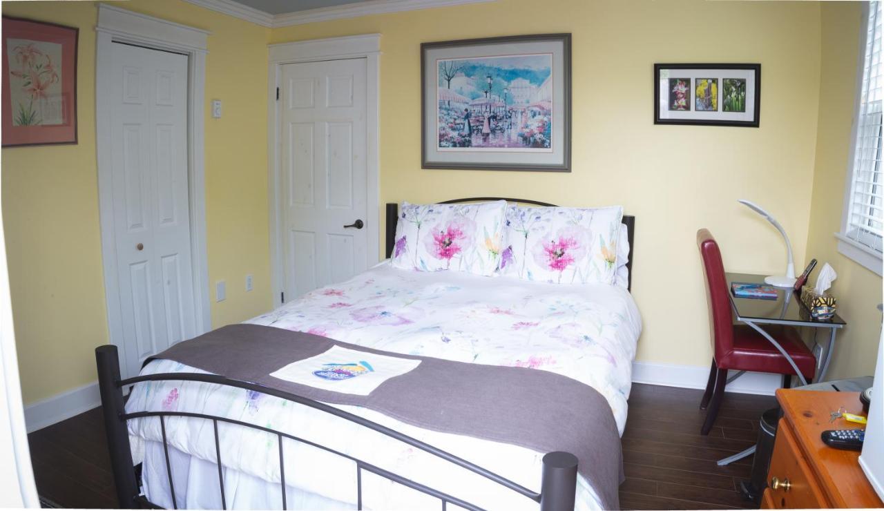 Abbie'S Garden Bed & Breakfast Grand Bank エクステリア 写真