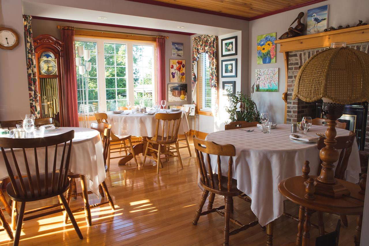 Abbie'S Garden Bed & Breakfast Grand Bank エクステリア 写真