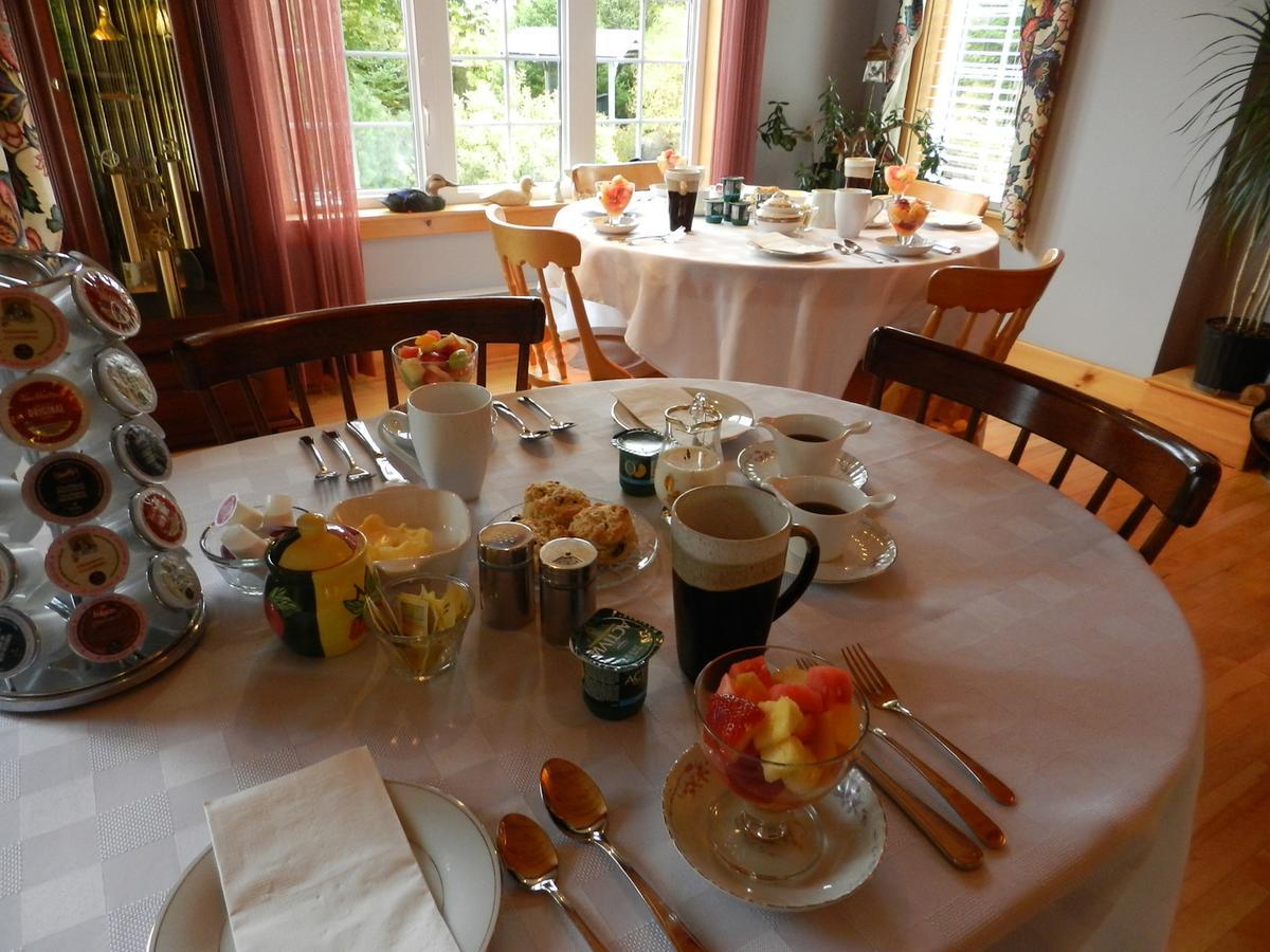 Abbie'S Garden Bed & Breakfast Grand Bank エクステリア 写真