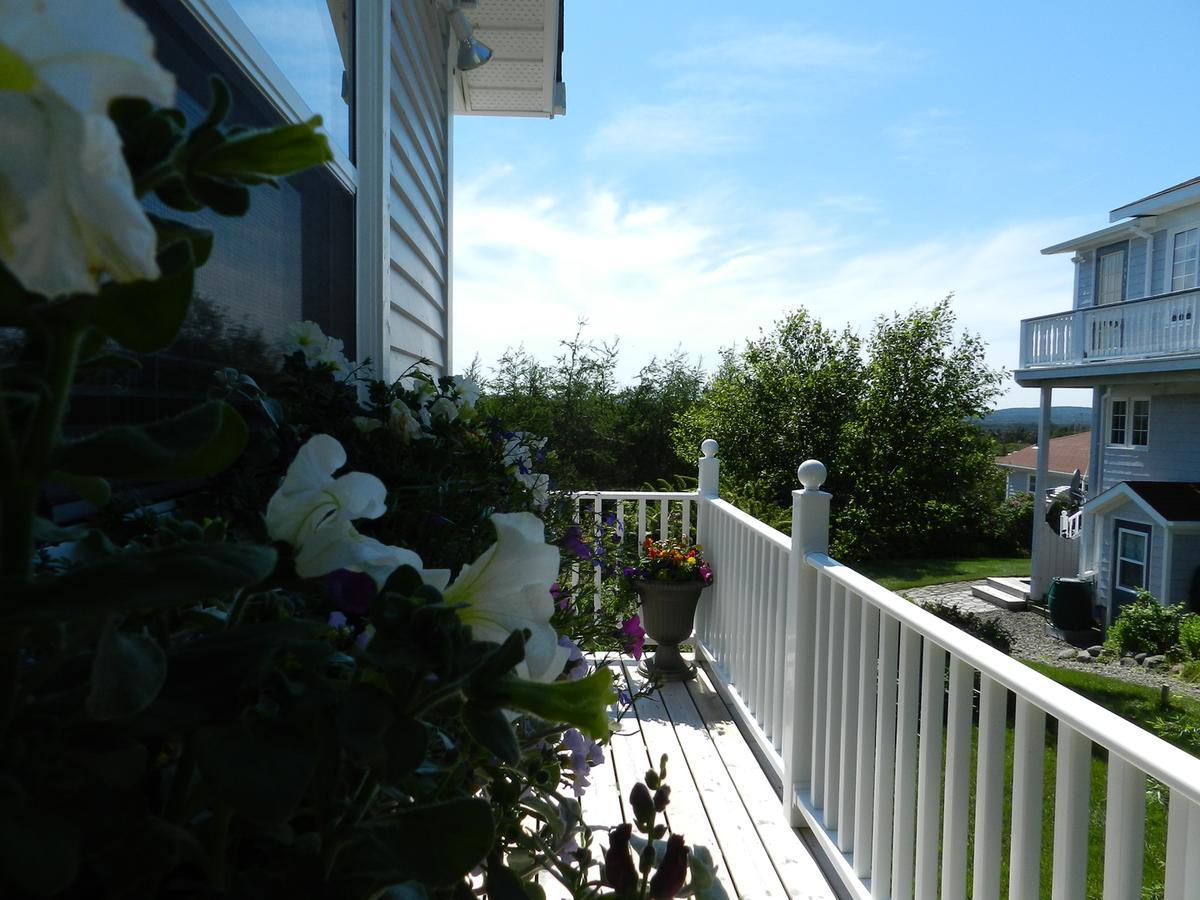 Abbie'S Garden Bed & Breakfast Grand Bank エクステリア 写真